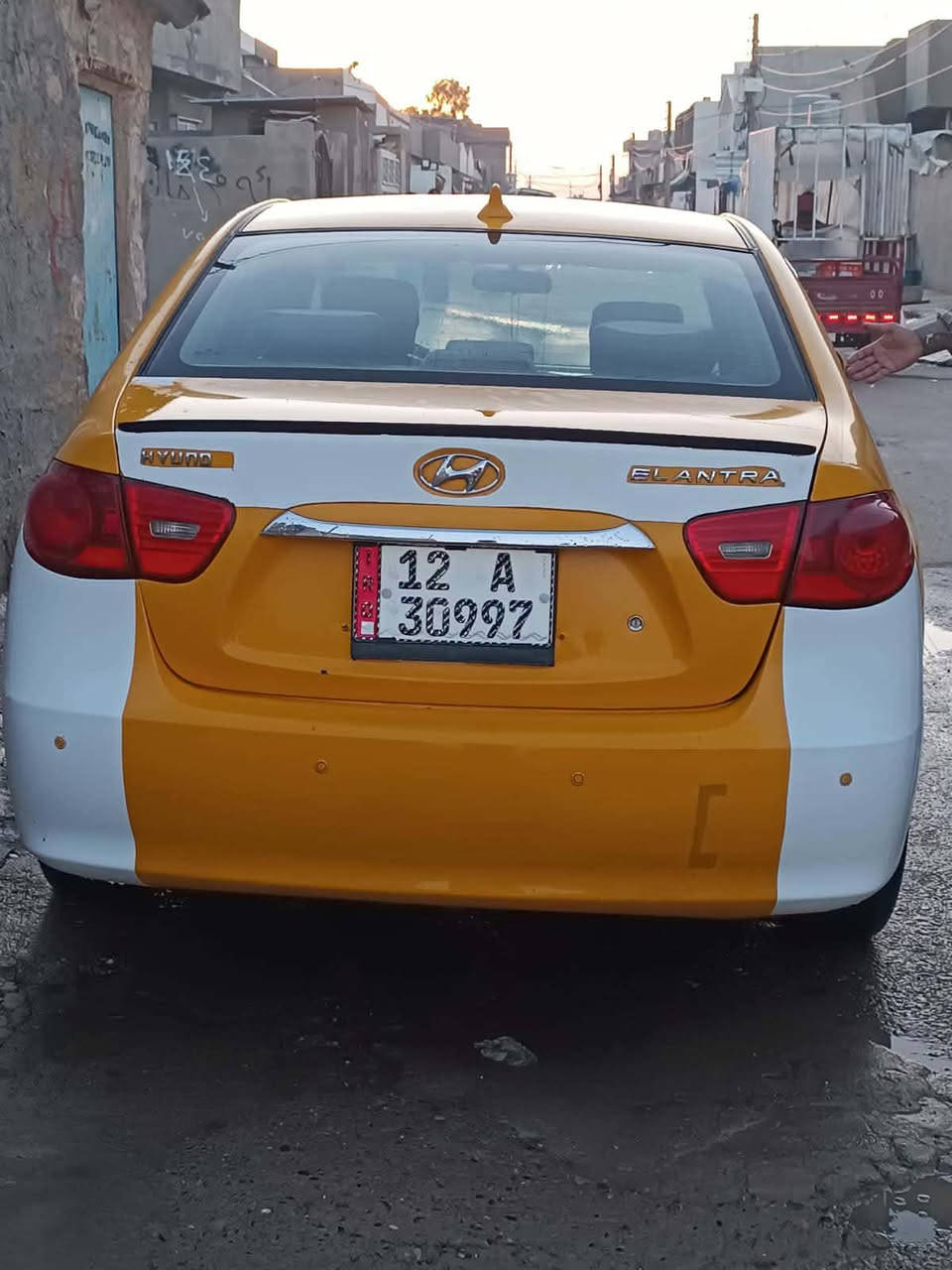 السلام عليكم 
اخواني مكلف بالنشر رقم صاحبها اسفل المنشور وعندو واتساب 
هونداي النترا2010 وارد أمريكي محرك 20
رقم نينوى جديد وهزة جديدة هيئه مصفرة 
وكابون بانزين 
الضرر طارف البوند بي داخل شي بصيط وجاملغ الخلفي بدون داخل السيارة كلها ليبل واحد مصبوغ تكسي بيها تلقطيات مال تكسي 
يرهم مراوس بخصوصي لنترا محرك 20اوكيا فورتي 

***********

بي واتساب ***********
