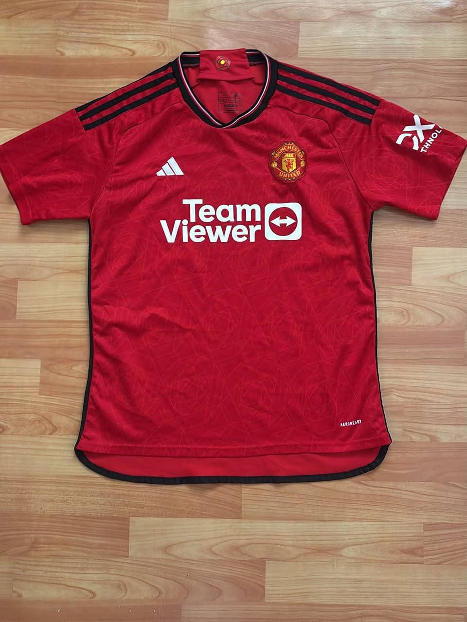 القياس اكس لارج باله 🧓
قطعه وكاله من adidas.


**إذا كنت صاحب هذا الإعلان وتريد حذفه لأي سبب، رجاءا أرسل رسالة إلى الدعم الفني**