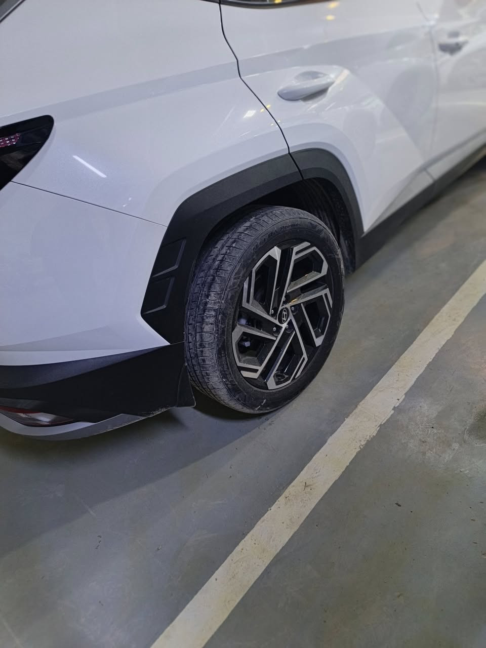 سلام عليكم ورحمه الله وبركاته 
توكسان ٢٠٢٥ رقم بغداد بسمي توكلر فول مواصفات 
عنوان بابل المركز تلفون *********** ماشيه ٢٠٠٠
