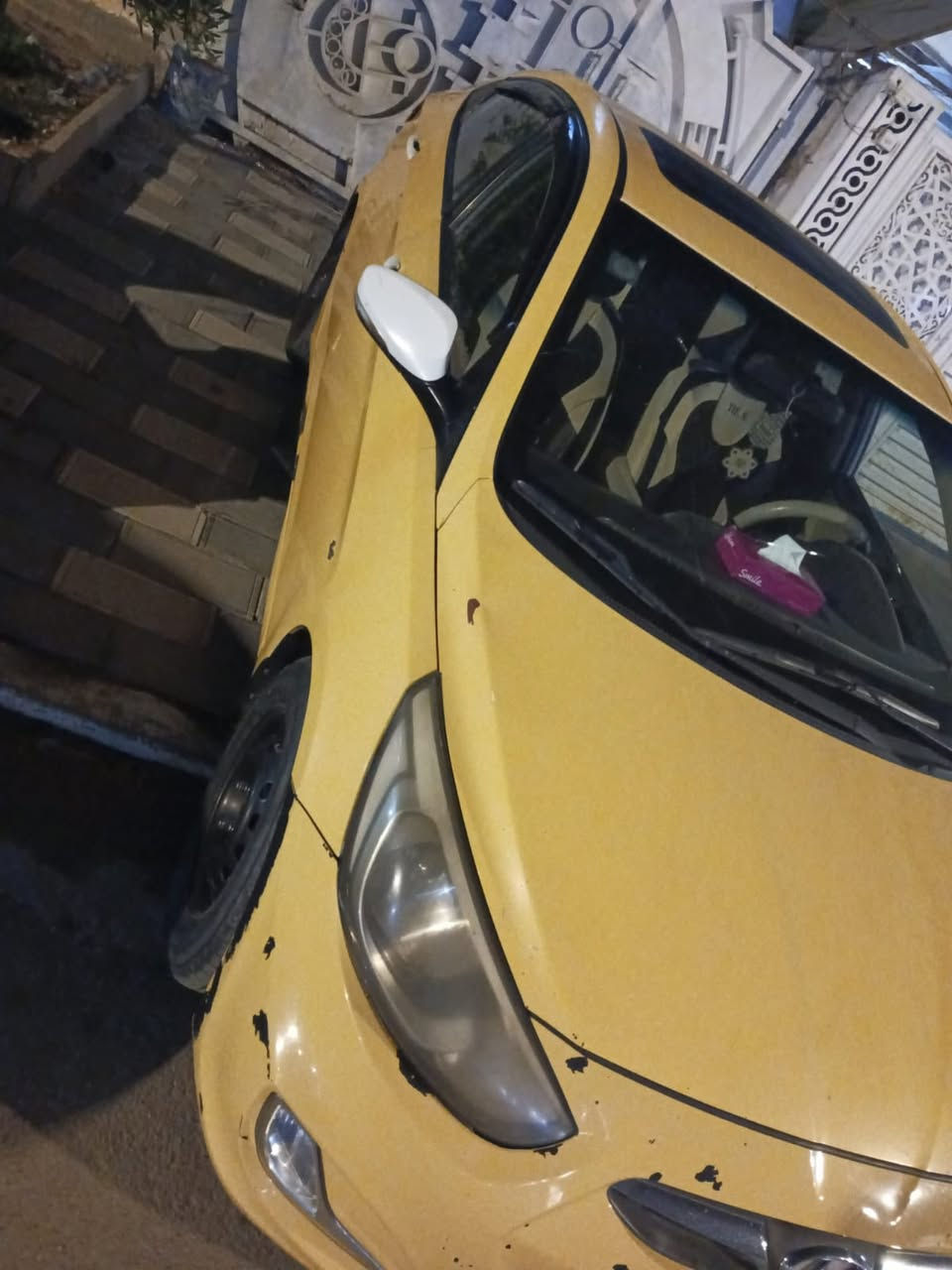 سلام عليكم اكسنت موديل 2014
خليجي سياره مكفوله منل ضربه
مكينه1600 قطرتين دوش
سياره باسمي مكاني بغداد الغزاليه
السعر ٨٠وبيها مجال 
***********
