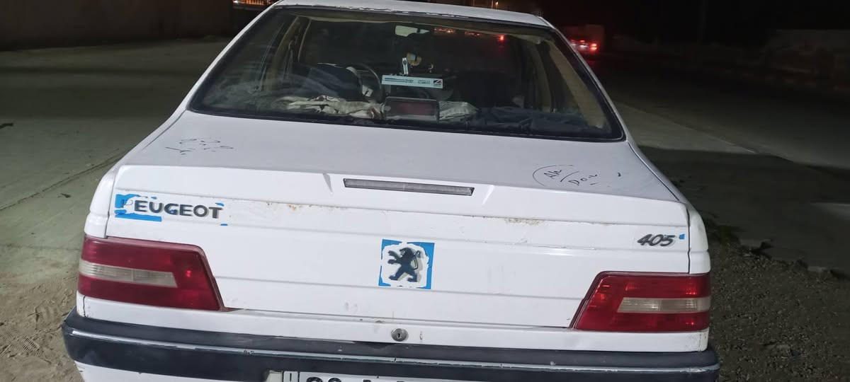 البيع موديل بجو 2012بيه بس جاملغ امامي بس  سعر36 مكين جديد وتبريد ثلج كله جدي ***********
