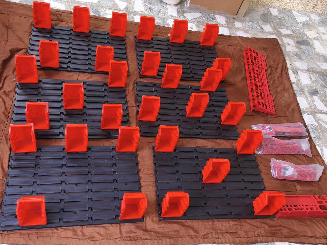 منظم عدة🔧 عملاق وثكيل متكون من 6الواح🛠️
30طاسه و2منضمه درنفيس 3اكياس نواعم


**إذا كنت صاحب هذا الإعلان وتريد حذفه لأي سبب، رجاءا أرسل رسالة إلى الدعم الفني**