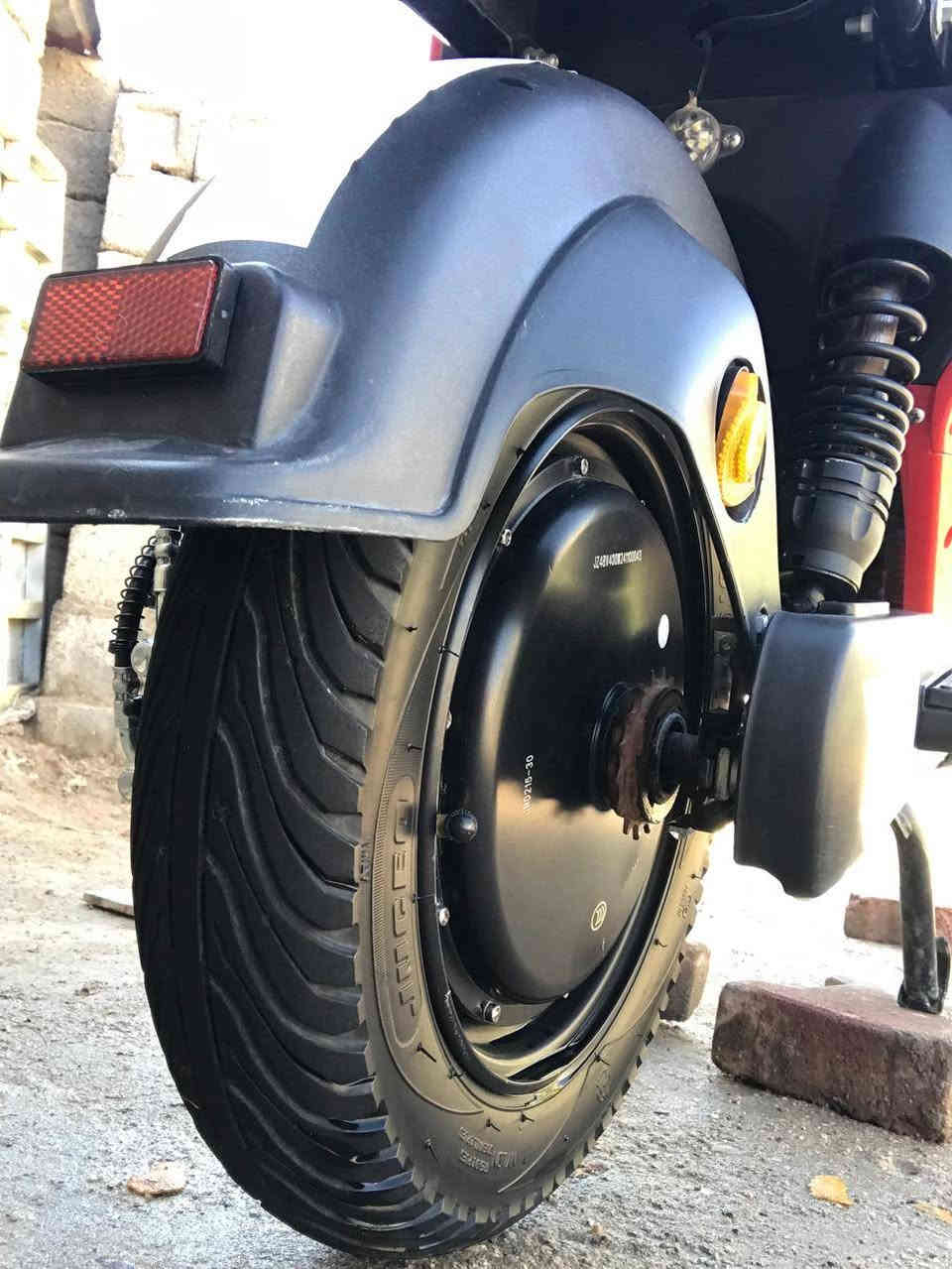 السلام عليكم 
دراجه R900
نوع الشركه ريان
بطاريات خمسة دبل ريان اصلي 28امبير
3نمر سرعه 85 كله حقيقي شرط 
دراجه رياضيه بل كامل من دبلات ودسكات
حجم الملف 1800 
بريك امامي خطين
دراجه غنيه عن التعريف
مديل 2026
السعر 550 وبيه مجال قليل 
الرقم *********** 
المكان بصره شط العرب تنومه
