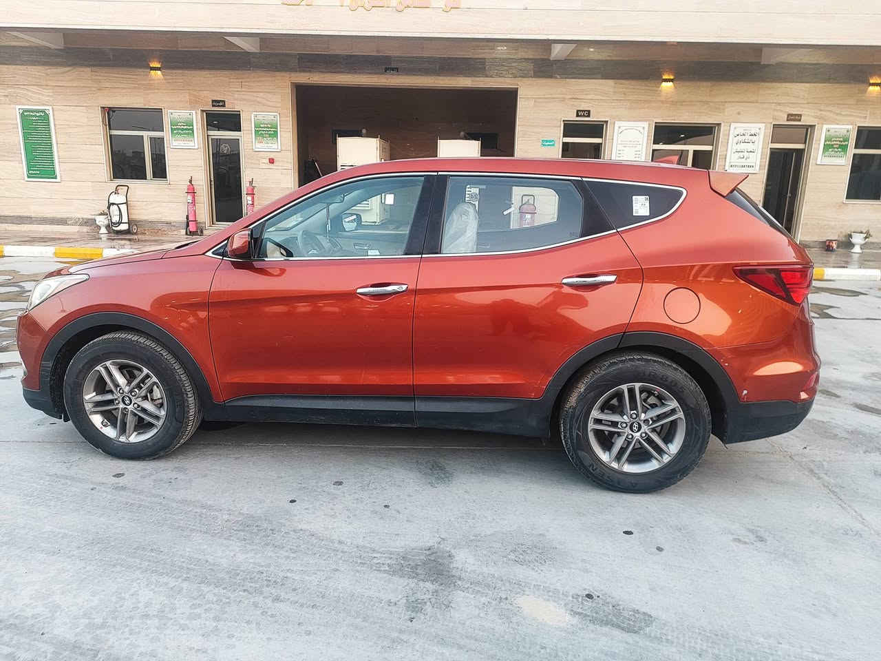 السلام عليكم سندافيه مديل 2017 وارد امريكي المكينه 4  بيه صبغ بابين السعر 155وبيه مجال ولعده نقص فلوس انخلي عليه امراوس هم ترهم العنوان ناصريه مركز رقم الهاتف ***********
