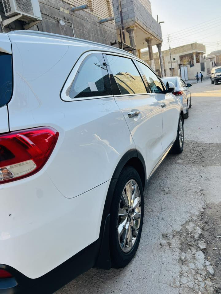 سلام عليكم سورنتو موديل 2018 رقم ربيل وارد خليجي كفاله عامه ضربه وصبغ  مكينه 6 سلندر سبعه راكب مفوله ماعده الفتحه صندوك كهرباي حساسات ماميه وخلفيه كامره خلفيه شاشه كشنات كهراباء تبريت 3 قطع بصمه مرايات شفط سياره جديده كلش سعر 220 نتصل وتدلل *********** مكاني بصره
