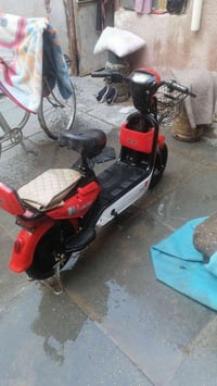 دراجة نضيفة ٢٠٠ للف بلديات 07715102870