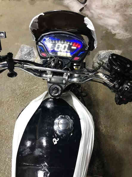 ايـراني للبيع مـوديـل (2024 )
الدراجه نـضافـه خـيـر مہَטּ الله 
ونشاط فول متصرف عليها ربع 
مـكـان الدراجه الرمـادي شـارع 40
السـعـر      ..875..      وبيها مجال للطيبين 
(الشـراي عين عيونه) الاتصال او الاستفسار ع رقم الهاتف   (***********) واتساب وخط  وخـاص مـوجـود
