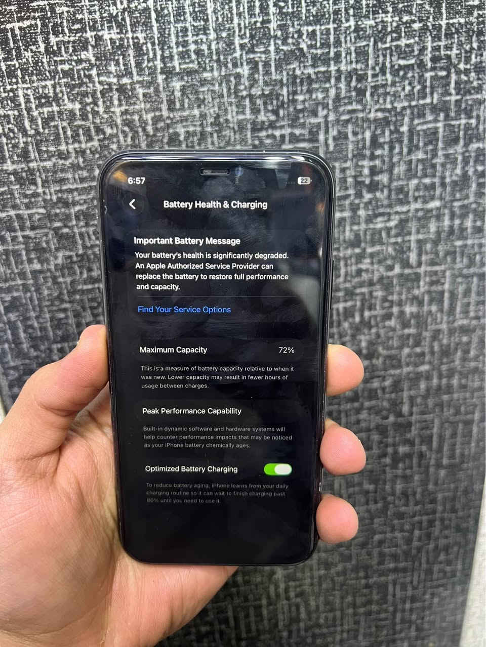 ايفون ١١ للبيع 
بطارية 72%
ذاكرة 256G
الجهاز نظيف فقط مبدل شاشه اصليه
السعر 280
مكاني بغداد 
*********** بغداد, العراق
