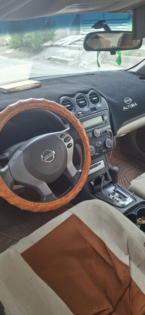 السلام عليكم
نيسان التيما ٢٠١٠ خليجي s ٢.٥  رقم بابل مشروع موطني بأي مكان تكدر تحول كير براد لون ابيض تبريد قطعتين  بيها فقط نص الجاملغ الخلفي سيارة مكفولة كفالة عامة مابيها اي نقص صدر خلفي جديد داينمو جديد السعر ٩٥ وبيها مجال مكانها بعقوبة تقاطع القدس 
***********
