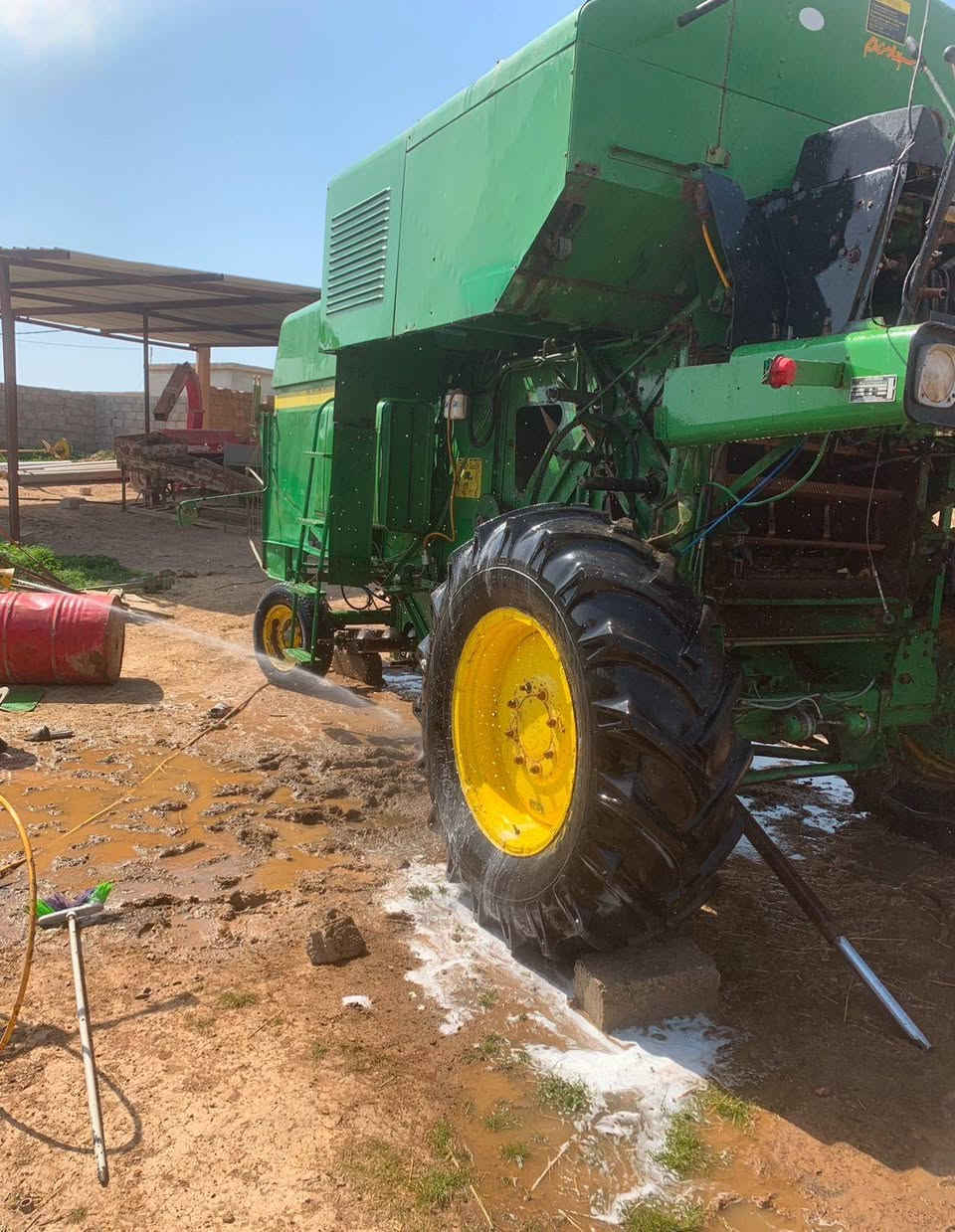 السلام عليكم
حاصدة جوندير ٨٨ جاهزة بس تشحمها وتتوكل رقم نينوى محرك لا صرف ولا نفخ وايرمنية جديدة تايرات كله جديد للاستفسار ***********
