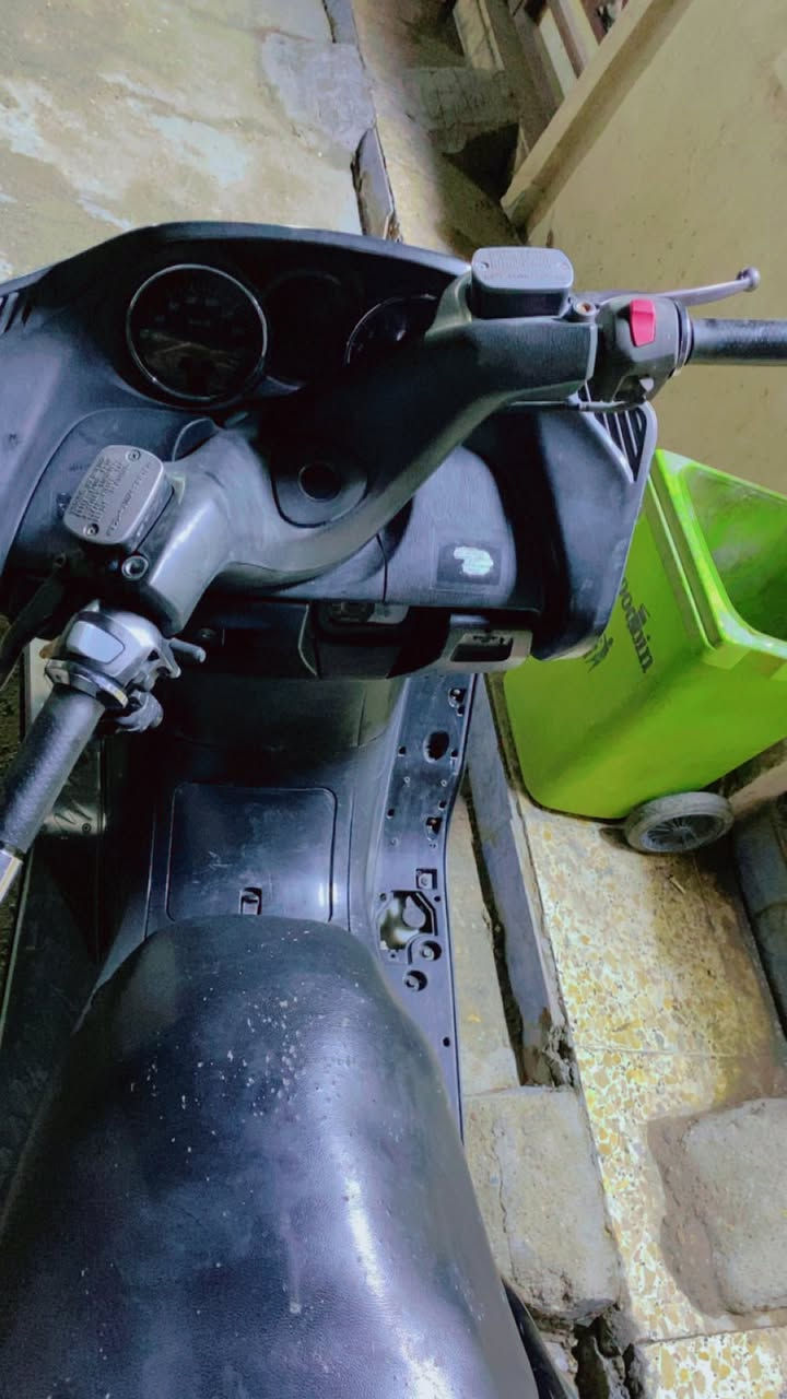 للبيع ماجسته ٥٥٠ السعر *********** اتصل مكلف بل نشر الدراجه طلع بيها صوص واكفه اباب البيت بس تشتغل
