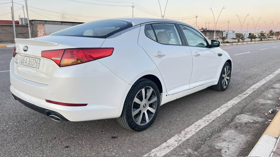 السلام عليكم / للبيع كيا اوبتما 2013 خليجي مكفوله كفاله فقط محرك مفتوح بارد باب السكن محرك 2400 صدر امامي خلفي جديد تخم تاير جديد دوشمه رقم جديد انكليزي وهزه جديده اب اسمي شرط التحويل سعر 135 وبيه مجال مكان تكريت الاستفسار ***********
