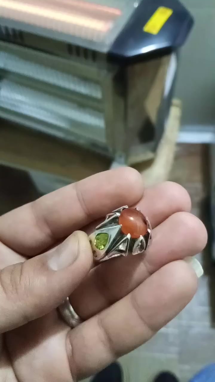 سلام عليكم يمانيات فضه ثقيل للبيع واحد مطعم زبرجد وجمشت


**إذا كنت صاحب هذا الإعلان وتريد حذفه لأي سبب، رجاءا أرسل رسالة إلى الدعم الفني**