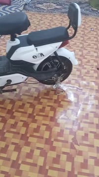 شباب لبيع دراجه زغيره عشحن ماعوزها اي نقص شغاله تفعصها له تاخذها واي س...