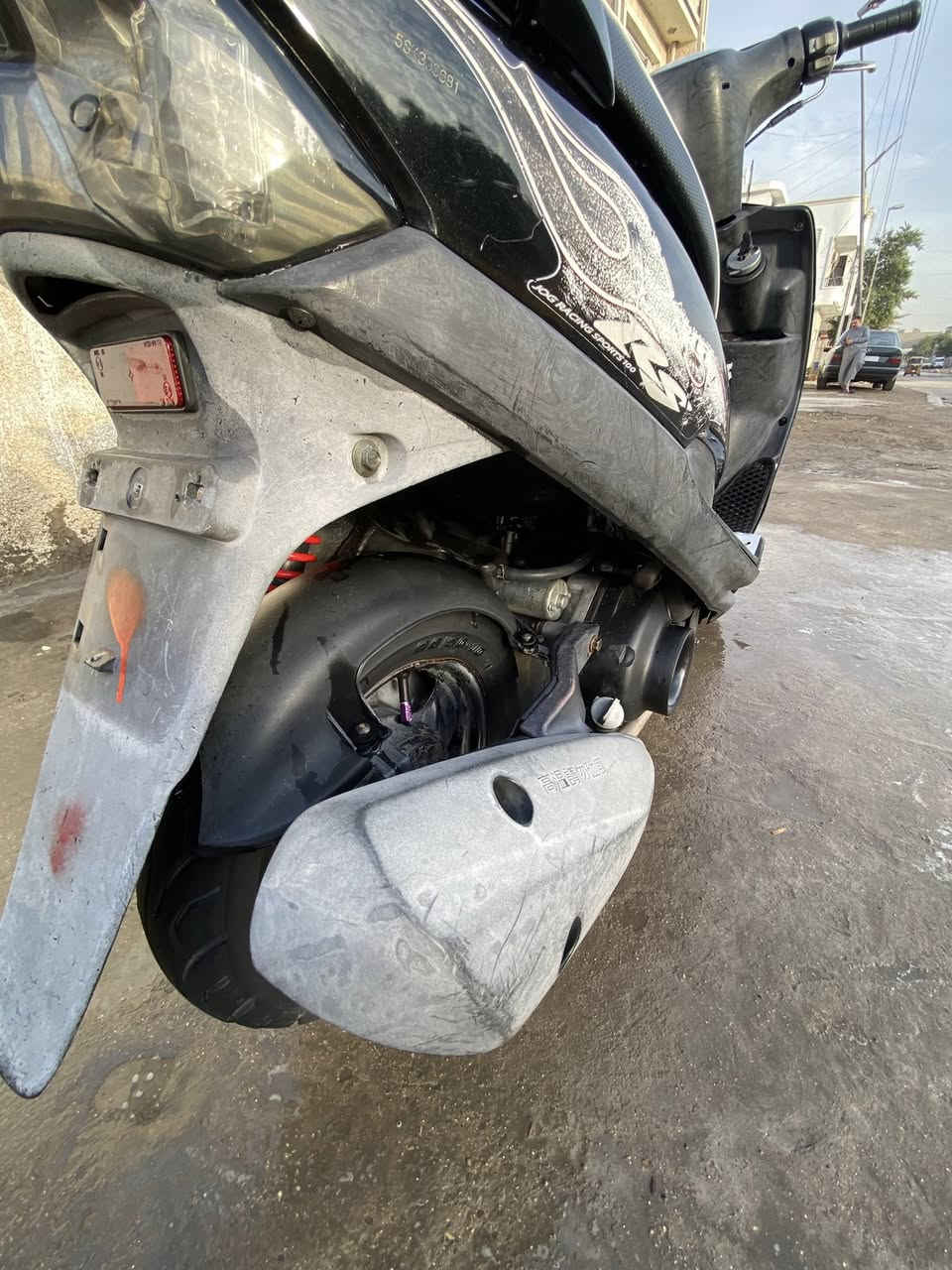 السلام عليكم ماكس عدلة بوشة 49 الدراجة بلادية ما صار فترة من نازلة الدراجة شلعة ومعدل وبرغي ما مفتوح بيها مكفولة كفالة عامة  العنوان بغداد  جميله ***********
