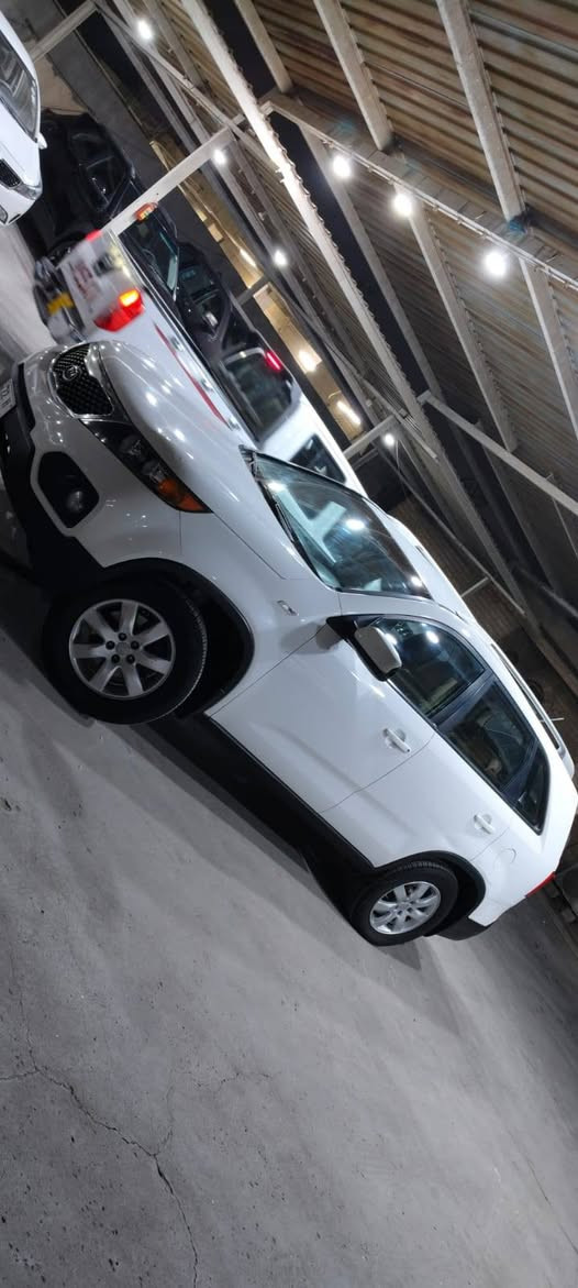 سلام عليكم 
سورنتو 2013 خليجي 
بيها صبغ قطعتين  مكاني البصرة معرض الرفدين *********** أربيل, العراق
