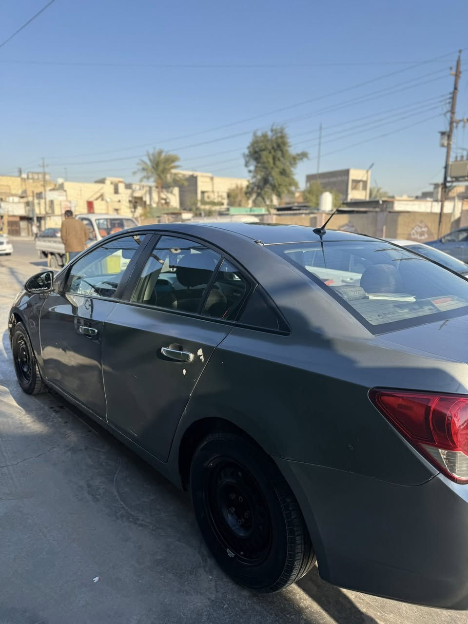 كروز موديل 2012 خليجي بيها صبغ 3 قطع رقم سليمانيه تحويل ثاني يوم السيارة بأسمي كير ومحرك كفاله عارضها ب 66 وبيها مجال شي بسيط 
***********
