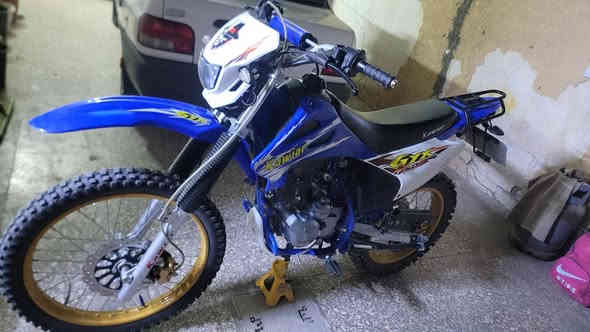 دراجه كفاله عامه بل جيس 
اني شاده بيدي قبل شهرين شديته 
ماشيه 6000
شلعه معدل تشك الكاع 
للبيع سعر 1500
اور مراوس حسب القناعه 
متواجد بس عل واتساب 
***********
بغداد زعفرانيه
