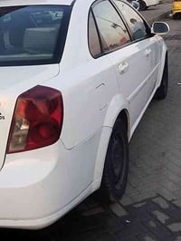 للبيع اوبترا موديل 2006 بيه صبغ باب خلفي وجاملغ امامي اثر طخات سياره ج...