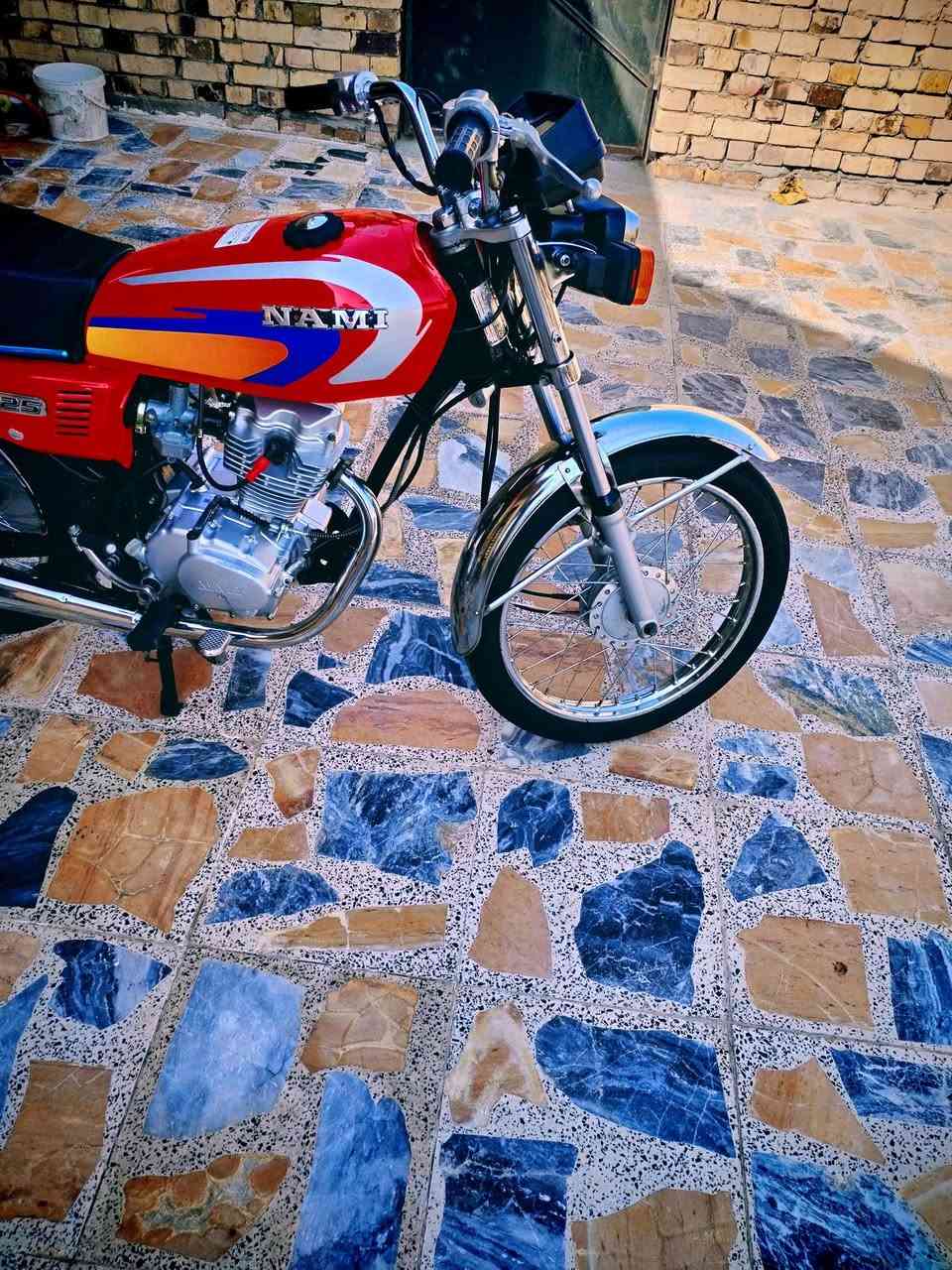 السلام عليكم دراجه للبيع اوراق اصولي 7 أوراق وكيلها سيد خلدون شلامجه الأصلي موديل 22 طالعه بل 23
مكفوله كفاله عامه السعر 1200 الاتصال على ***********
