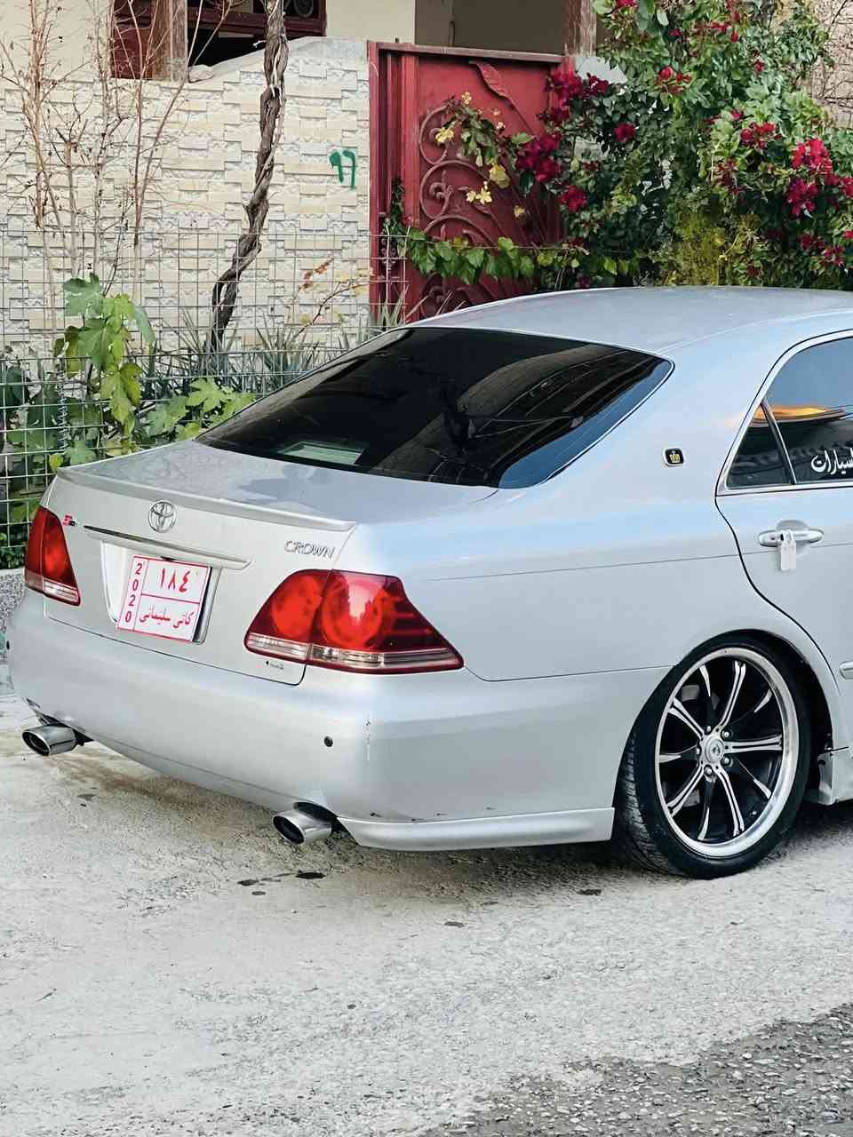 به ناوي خواي گه وره شاهينه 184 براوه براوه فول فوله 3 دو گمه  به س سلايت نيه جلد هيتر حاسه سوكان ليكزز ناو ره ش فورميگا سور كوشن كاره با كوشن خزن سوكان خزنن فول فوله بيه چالو شوختت زور به قه وه ته 4 تايي لوكي له ژيره گئرو مه كينه به شه رتت بيه ته قه و ره قه هين ده ستي خومه سعري 54$ و معامه له ماله كه دياره شوين سليماني *********** ده ستت خوش ئه دمين
