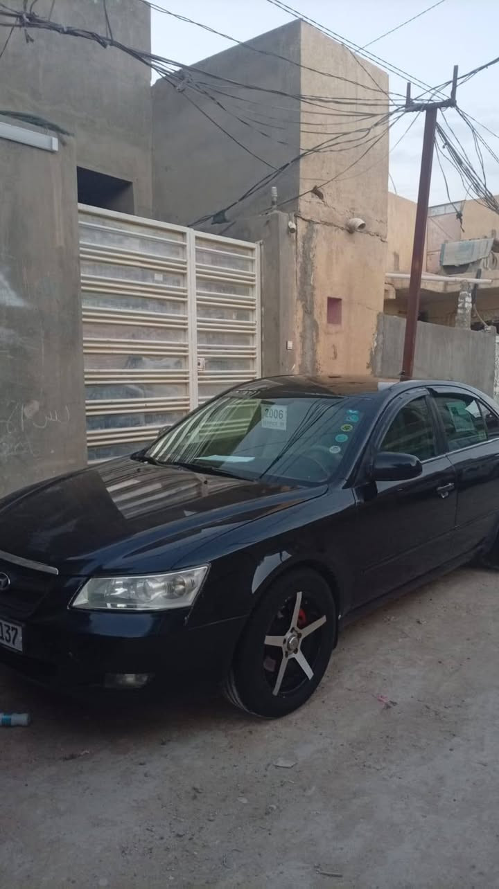 سوناتا م 2006 للبيع او مراوس
مكينه ٦ سلندر 

كير جديد 

حداديه جديده 

تخم تاير  

غرفته نضيفه 

كهربائياته كله شغاله 

ضربه قويه ما بيه السياره شواصي لود تكم مكفولات صبغ عام جماليه 

رقم بغداد انكليزي سنويته للا 2029 

مكاني نجف سعره اتصل او تدلل  

للإستفسار ***********
