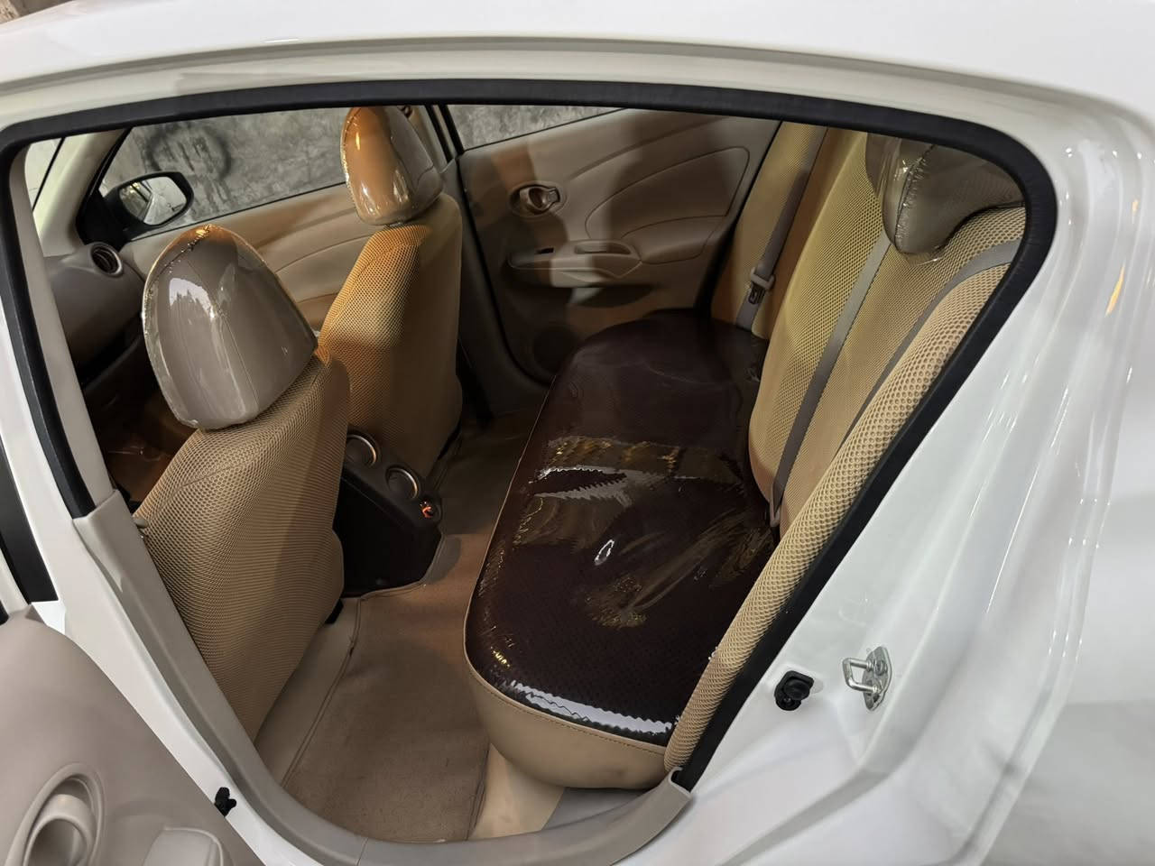 سلام عليكم للبيع نيسان سني مصري موديل 2024السياره جديده من الشركه عله ايدي بأسمي السنويه تحويل مباشر مكفوله من الضربه والصبغ والبارد والشخوط ماشيه 27
رقم اربيل مكاني بغداد حي القاهره للاستفسار ***********السعر 122وبيه مجال حك الجيه
