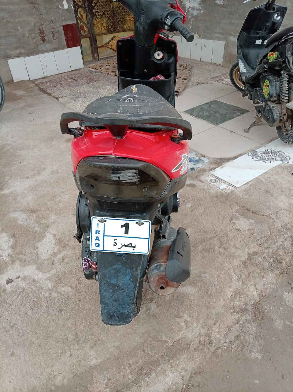 سلام عليكم دراجه ماكس عدله دراجه جاهزه كهرباء كله شغاله نكره سلف كلشي شغال ما نقصه شي مكينه مفتوح مره وحده دراجه تخبل لا تنقص ولا تبخر سعر 650بيه مجال مكاني البصره قضاء القرنه ‭٠٧٨٧ ١٧٠ ٧٠٥٩‬
