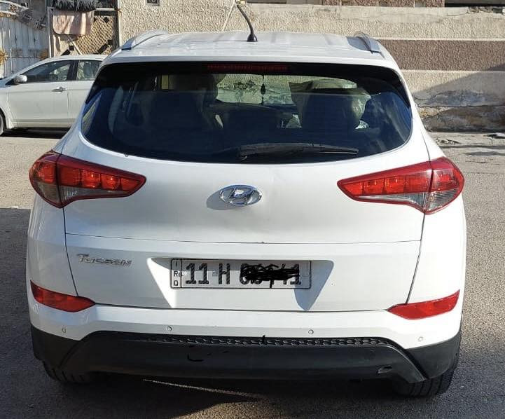 السلام عليكم توسان 2017خليجي سياره جديده داخل عسلي
كير ومحرك نضاف سياره علوضع الشركه تخم تاير وليكب 
حساسات خلفيه بسمي بغداد السعر 173مكاني بغداد شعب ‭0770 454 1209‬
