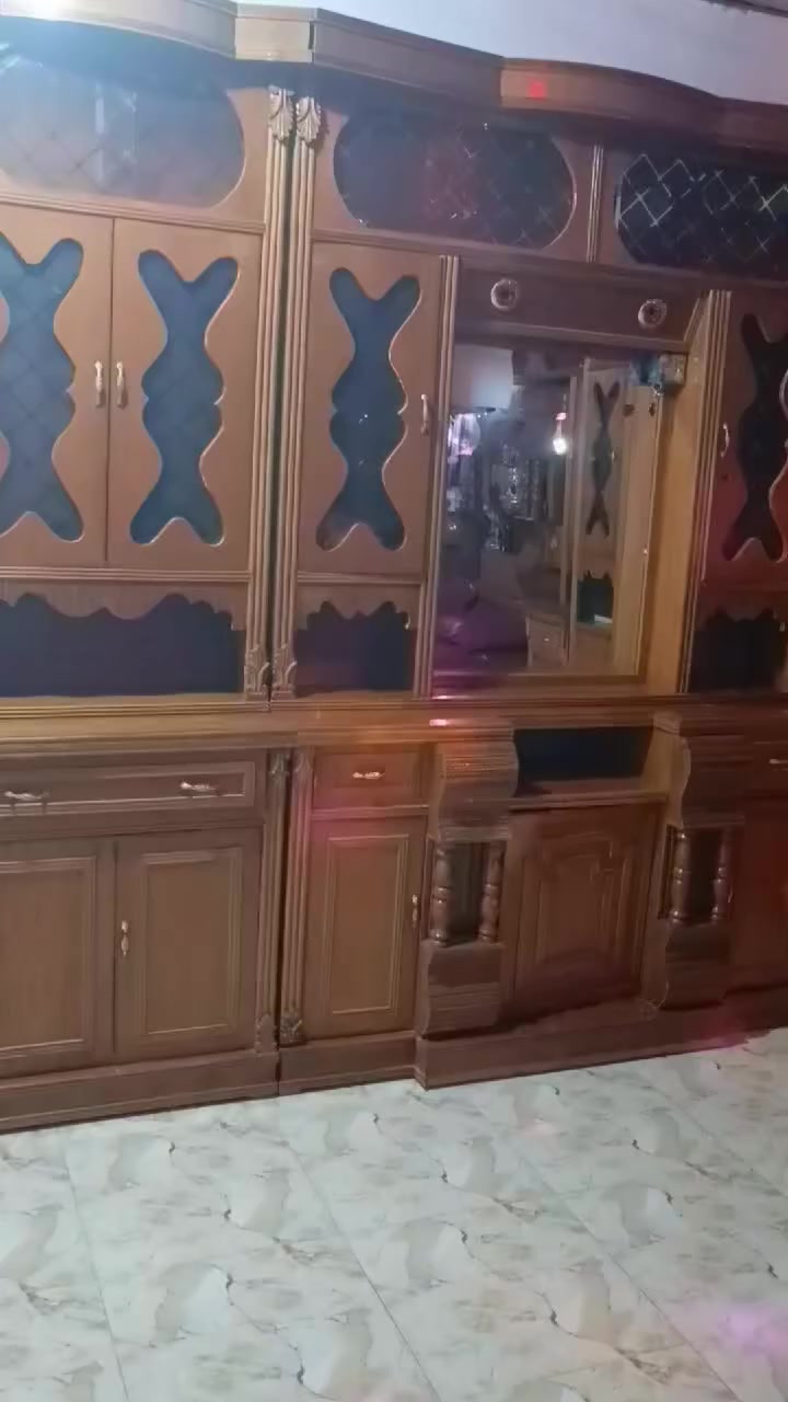 قرفي لبيع ***********
