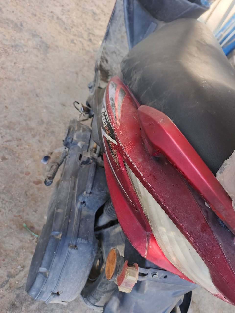 دراجه ادرس 140 نكره سلف كله شغاله شلعه معدل اوراقع موجوده بيه بس والفات سعر 400 وبيه مجال الطيبين بكاني بغداد الغزاليه رقم ‏‪***********‬‏
