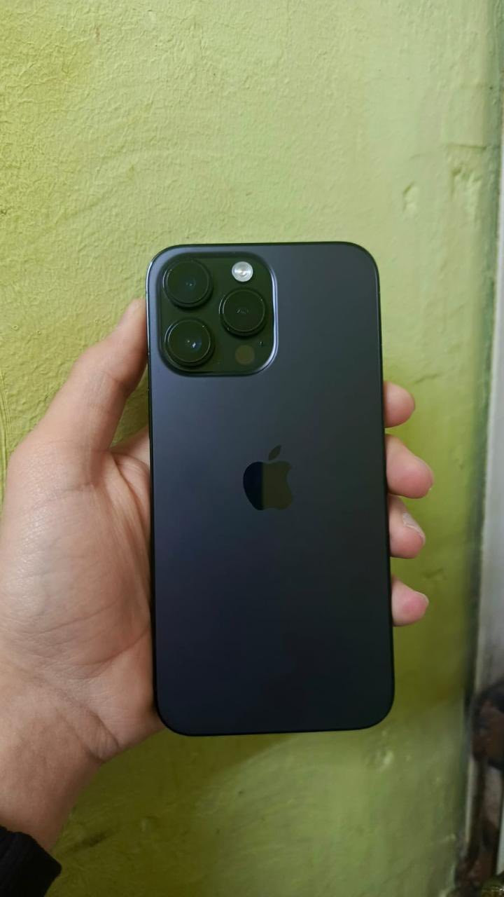 ‏سلام عليكم
‏14 Pro ماكس 
‏فقط مبدل الشاشة 
‏نوعية ممتازة 
‏ذاكر 256 
‏بطارية 88 
‏￼ تك سيم 
‏سعر خاص ￼￼￼￼￼￼￼


**إذا كنت صاحب هذا الإعلان وتريد حذفه لأي سبب، رجاءا أرسل رسالة إلى الدعم الفني**