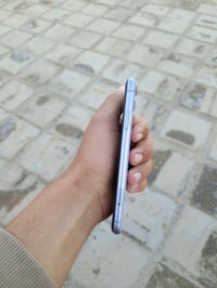 آيفون ١١ • بطارية ١٠٠ • فطر بالضهر