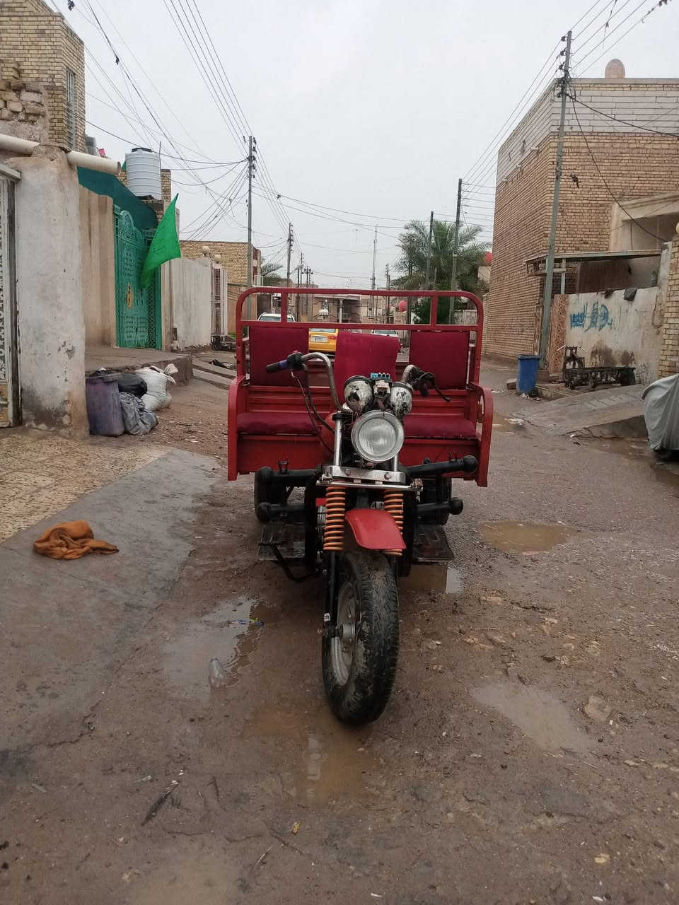 سلام عليكم عندي ستوتة للبيع بدون أوراق نضيفة كهربيات جديدة السعر 1000 شراي يتصل على الرقم ***********
