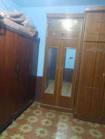 يوجد غرفه نوم صاج عراقي. السعر مالته 900بيه مجال الي يريد يتواصل علئ رقم ***********
