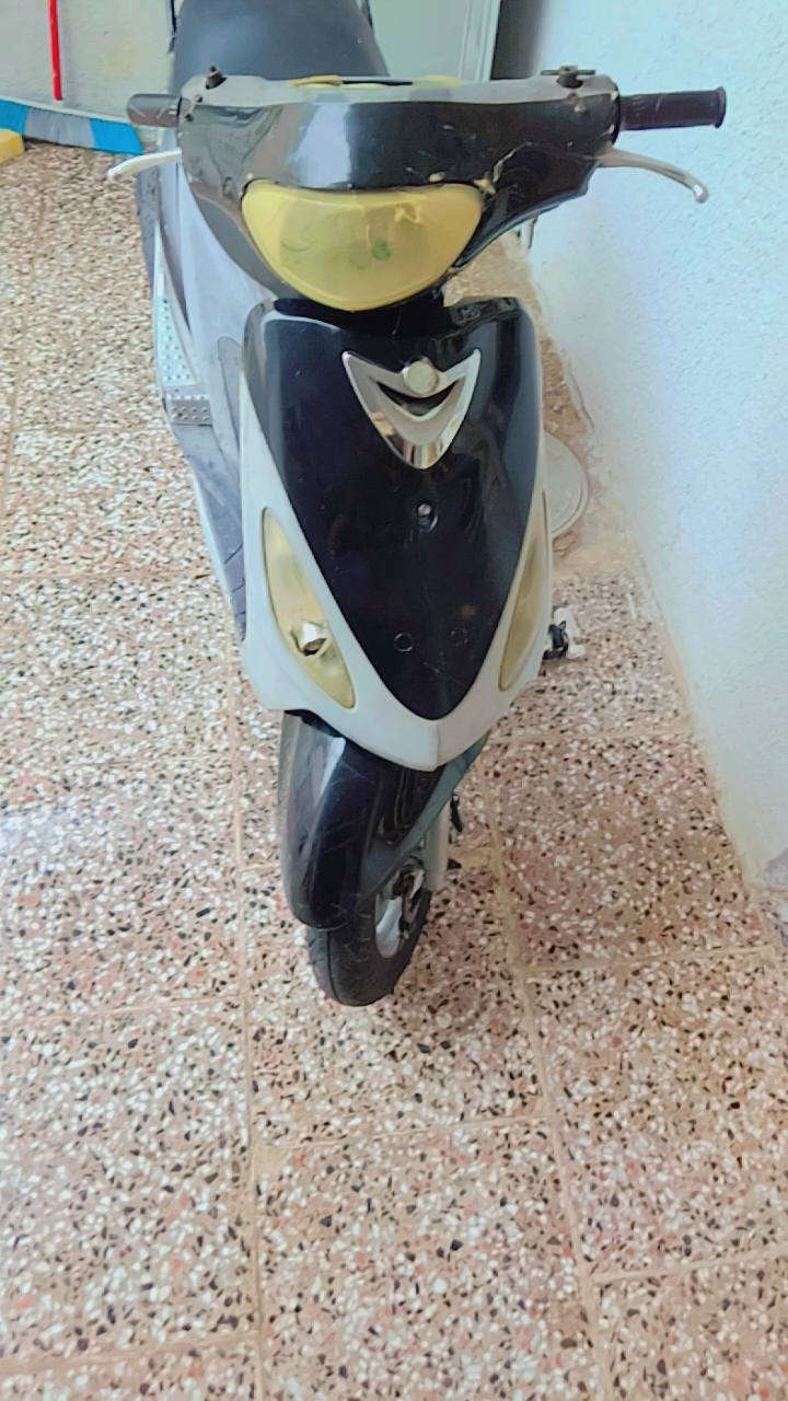 دراجه ماكس منغولي للبيع دراجه نضيفه بس هي مفتوح شرط دراجه لوك سعر 400 وبيها مجال عنوان حي اور الاستفسار رقم ***********
