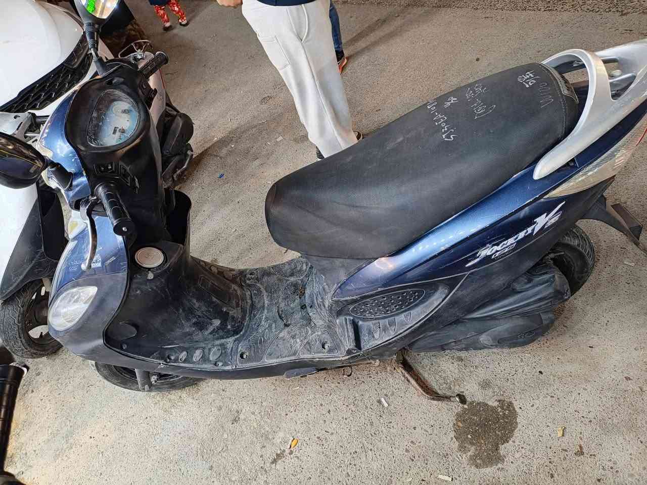 للبيع كامكو نكره سلف محرك ناعم كفرات ختم واحد دراجه بلاديه كهربايات شغاله السعر 475وبيها مجال العنوان الاعظميه شراي يتصل ***********
