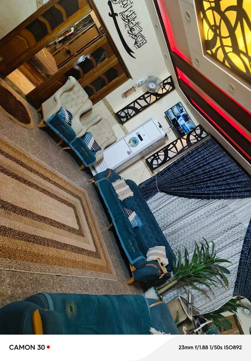 يالله يارزاق

دار للبيع 

مساحه 200متر البيت ركن
واجهه 10نزال 20
بناء 2015
موقعه المعلمين المشتل 
البيت بناء محدث 
يحتوي الطابق الارضي على 
طرمه خدمات خارجيه صاله استقبال مطبخ حار بارد 
غرفه نوم  خدمات 
الطابق الثاني يحتوي على 3نوم خدمات 
الطابق الثالث بيوتنه
البيت طابو صرف 

للاستفسار الاتصال على الرقم 
***********
وتساب خاص
