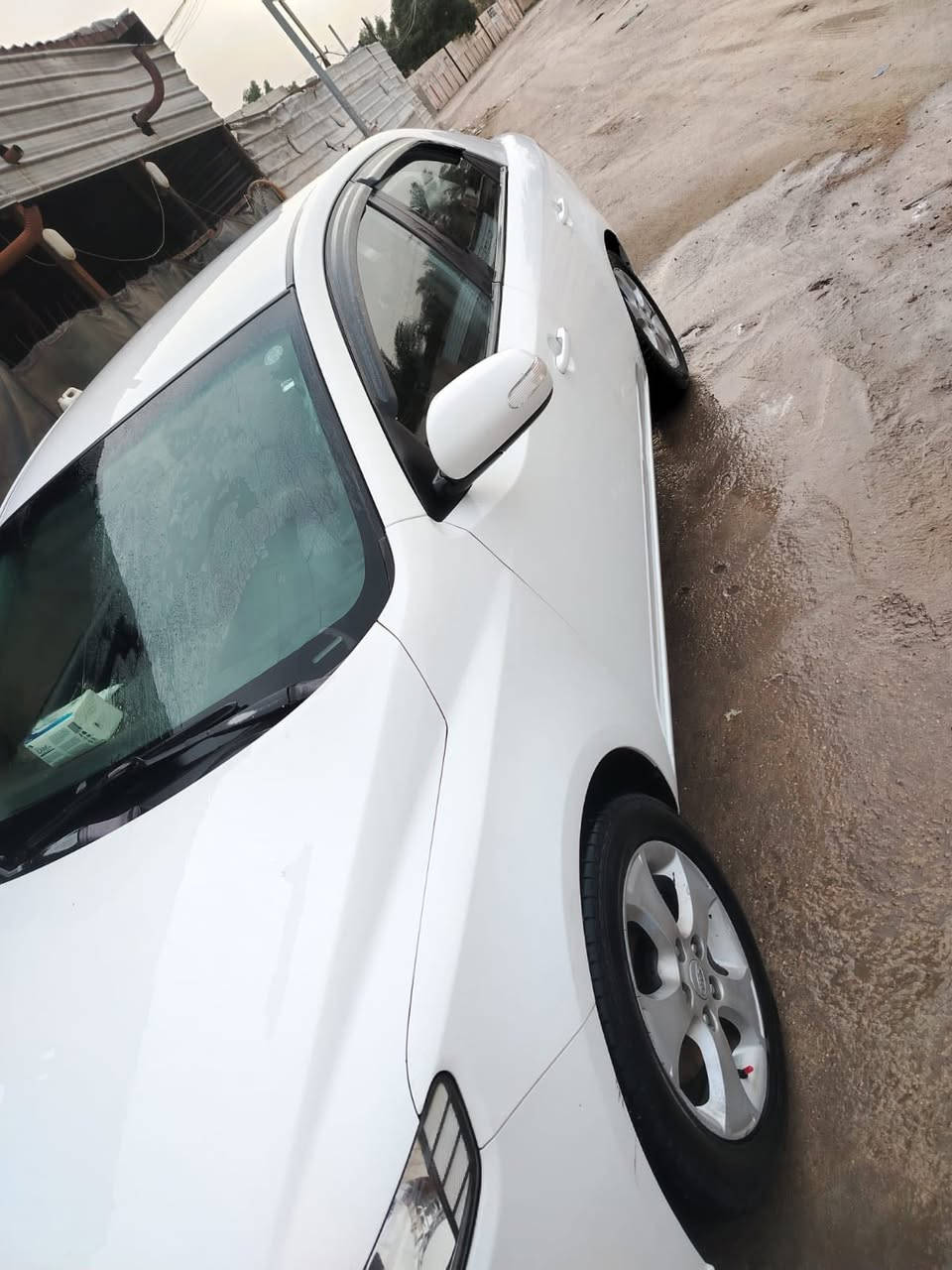 سلام عليكم سيراتو مديل 10خليجي بدون ظرر خليجي بلاد   مكانهه الغزاليه  ***********
