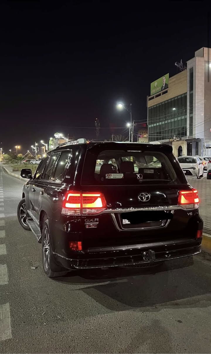 السلام عليكم
لاند كروزر ٢٠٢٠ كراند تورنك
 خليجي
داخل قرميدي
 ماشية ٨٩ الف كيلو
السيارة كفالة عامة 
مغلفة ppf
رقمها اربيل 
السيارة موجودة بكربلاء
للاستفسار ***********
متواجد واتس
