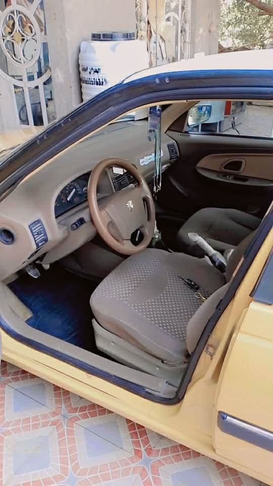 سلام عليكم بيجو 405 موديل 2015 رقم بغداد بسمي مكاني ديوانيه للبيع ومراوس  كير ومكينه وحداديه وتخم تاير سعرها 40 وبيها مجال الرقم ***********
