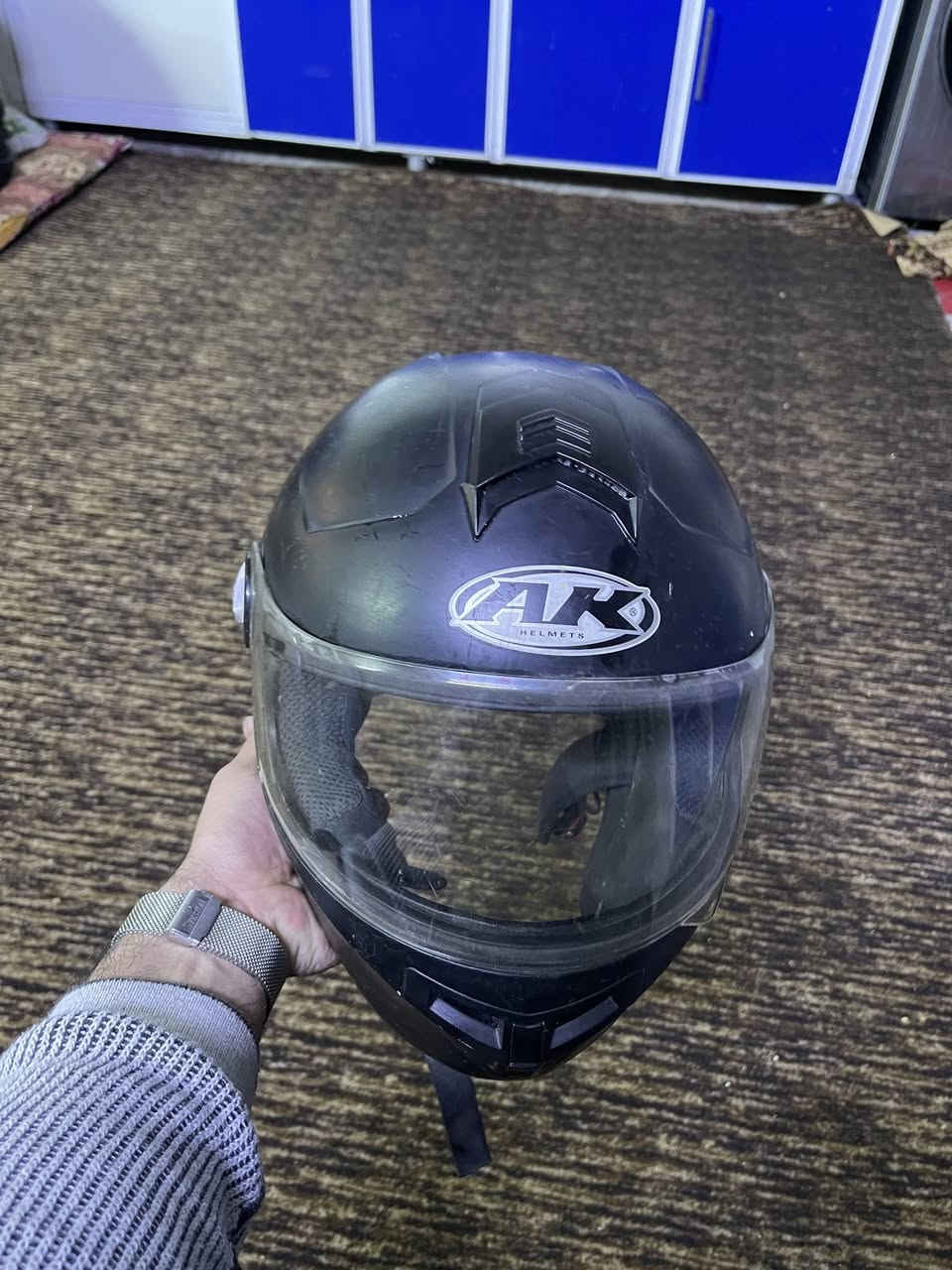 خوده ماركه واصليه كلش للبيع 
قيم سعرها وتدلل 
الشراي يجي خاص او يخابر 
***********
