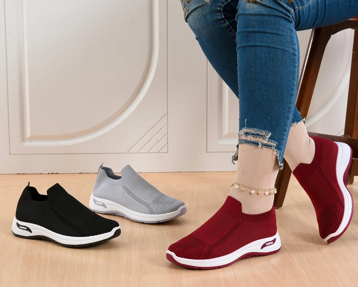 حذاء رياضي نسائي طبي فول كوالتي 

((***********)) واتساب
