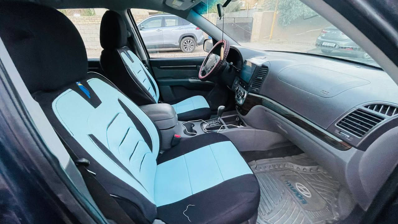 السلام عليكم
سنتافيه موديل 10 وارد امريكي
حادث امريكيه جاملغ خلفي حلين صبغ احزام ابيع
مكينه دوش المرغوب 
مكان حي اور 
سعر 105 أو بي مجال 
استفسار ***********
