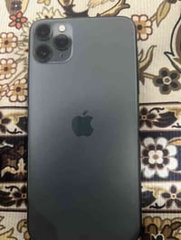 آيفون 11برو ماكس الجهاز نضيف مامفتوح مال جناي ذاكره 256 البطاريه 93 ال...