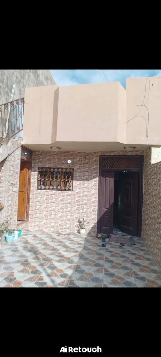 دار طابو طابق واحد للبيع
المساحة / ١٠٠ متر 
الواجهة / ٥ أمتار في ٢٠ متر 
العنوان / كركوك حي الأسرى والمفقودين قرب جامع القباء 
السعر / ٧٠ مليون
للاتصال / ***********
