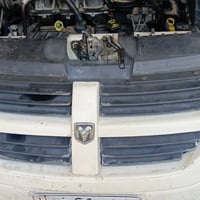 ورحمه الله وبركاته  جانب من عمالنا اليوم تبديل محرك 3.3 دوج محلات فدك ...