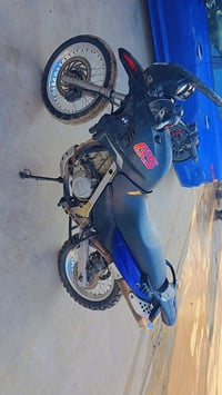 BMW GS للبيع الدراجة شغالة بس جانت متروكة وحاليا شغالة٠٧٧٧٤٧٩١٠٧٧