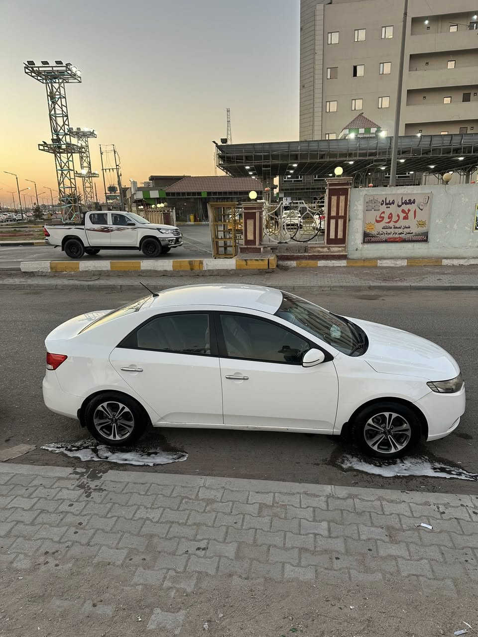 السلام عليكم سيراتو٢٠١٢ خليجي محرك ١٦٠٠ السياره( كفاله عامه ) *********** اتصل ع راعيها واعرف السعر مكلف بل نشر
