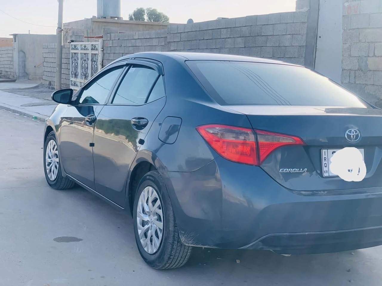 السلام عليكم
 كورلا للبيع موديل 2018 كير محرك شرط صدر تايرات شرط بيها بارد فقط في البونيد وجاملغ السكن سياره حلوه وجاهزه  رقم دهوك  والسونار مرفق  شرط التحويل و مكان السياره مخمور ناحية القراج السعر 138 وبيها مجال.
الاتصال على
***********
